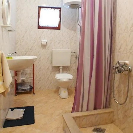 Mari Apartment